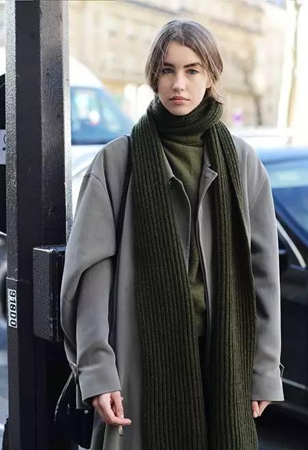 大衣+围巾=冬季最保暖cp组合！附围巾的各种围法