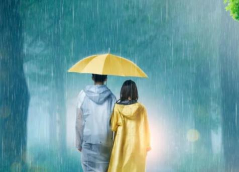 异性抚摸你手背啥意思,异性朋友喜欢抚摸你手背啥意思