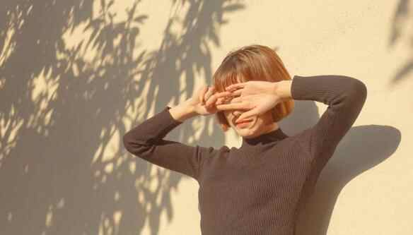 单纯但聪明的女生表现,单纯但不傻的女生表现有哪些