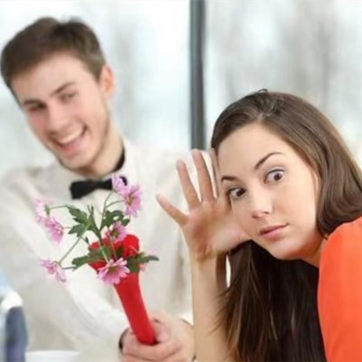 相亲中有这几种表现就是没戏了,就别追了