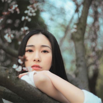每次吵架老公从不低头说明什么，夫妻吵架谁应该先低头