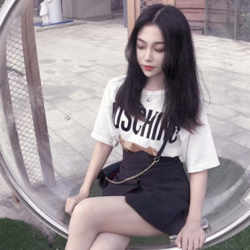 如何幽默说女生年龄小，问女孩子年龄如何幽默一点