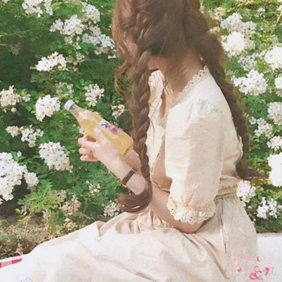 脑子单纯的女人的表现，怎么改掉自己的单纯