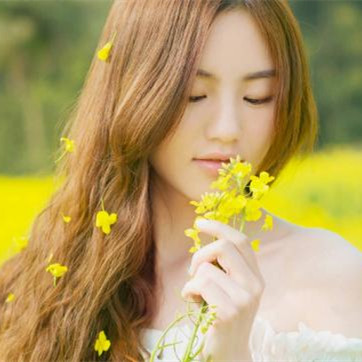 女生分手退回钱的心理，分手了退回礼物的女生心理