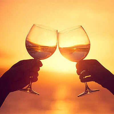 高情商敬酒词万能公式，10句高情商敬酒语录