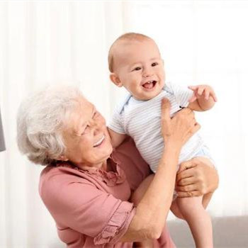 老一辈带娃的错误观念，该不该听老一辈的带娃方式