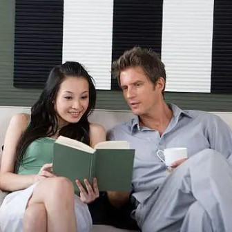 增进夫妻感情的方法，夫妻相处如何增强自己的吸引力