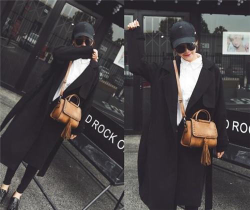 复古斜挎包搭配 这样搭配很时尚
