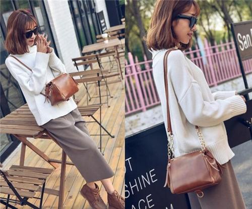 复古斜挎包搭配 这样搭配很时尚