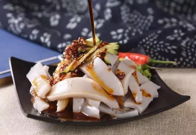 定义方便速食新高度！小碗托上市 慕丝妮邀你品尝山西特色风味！