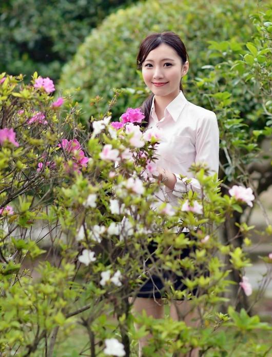 男人的吸引力来自于你的价值魅力，很容易吸引到女生
