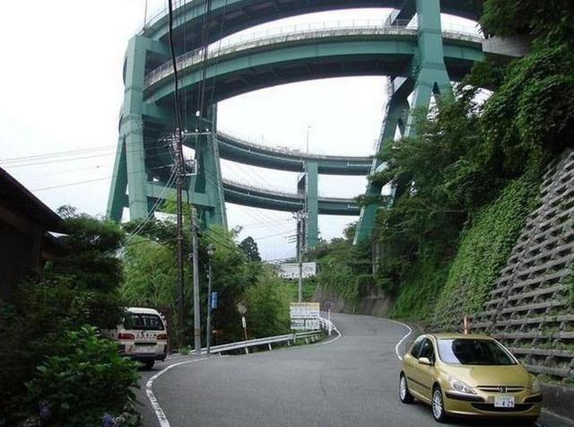 日本有条“死亡公路”，老司机车速也不敢超过30公里时速！
