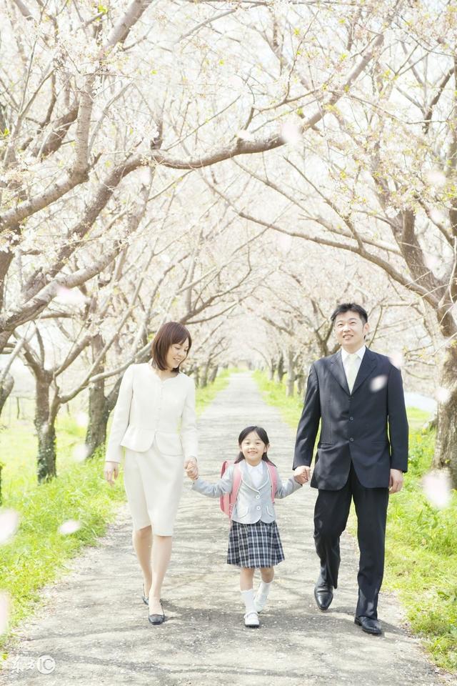 挽回专家：用对了这6个秘笈，女友会主动来挽回你！