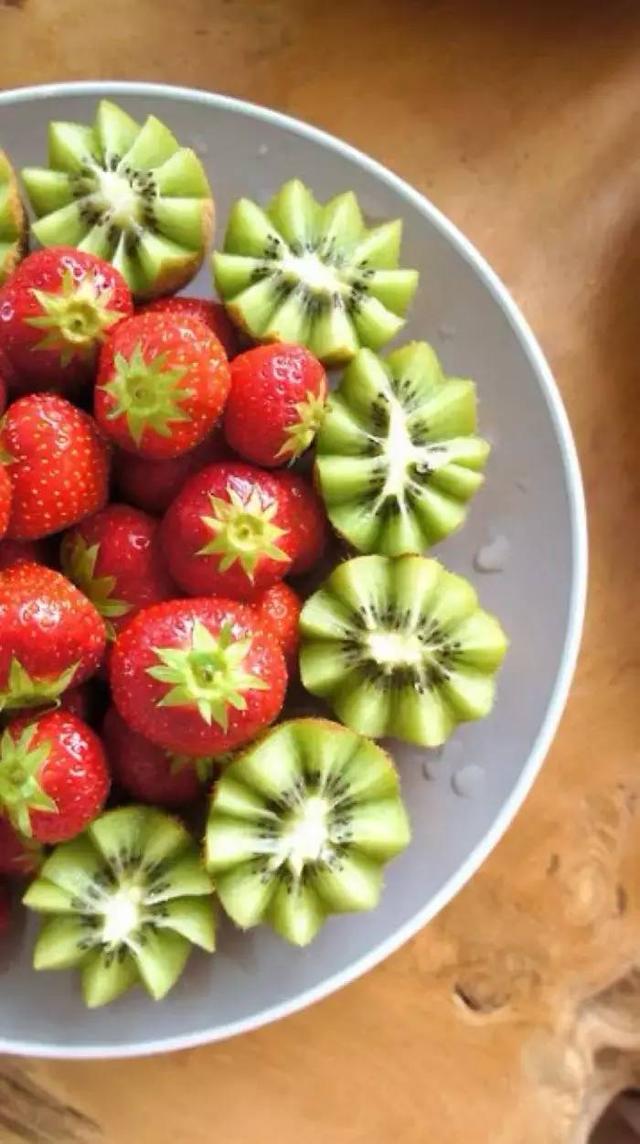 请停止这8种水果吃法，十分不健康！