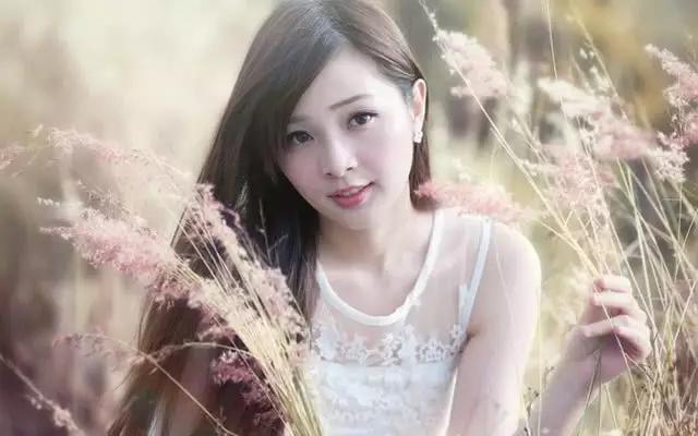 男人常问这3个问题，女人不要烦，这说明男人很在乎你！