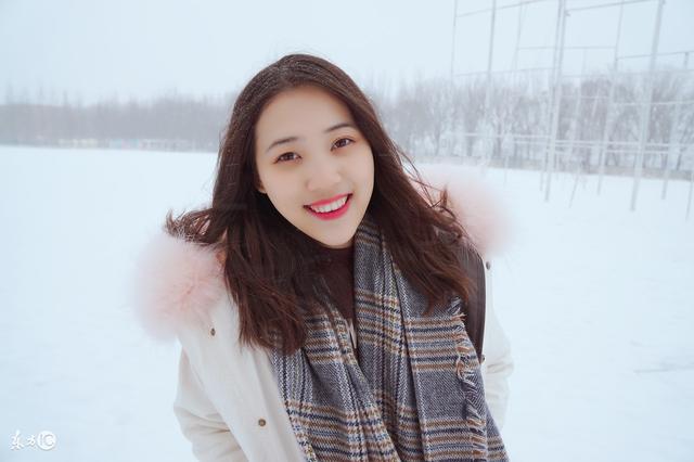 女人对你有好感的十个表现！