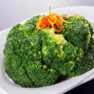 西蓝花怎样做好吃，西蓝花做菜方法和营养成分