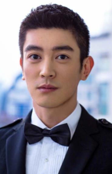 最吸引女人的男人外貌五官特点，什么男人最容易吸引异性