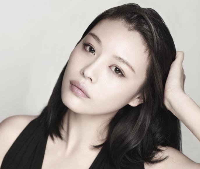 女人发际线高好不好，女人发际线太高命运