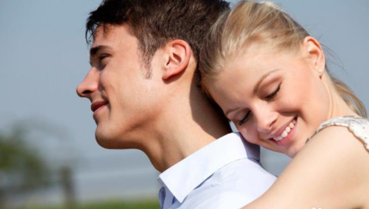 离婚男人喜欢什么女人,离婚男人喜欢你的表现