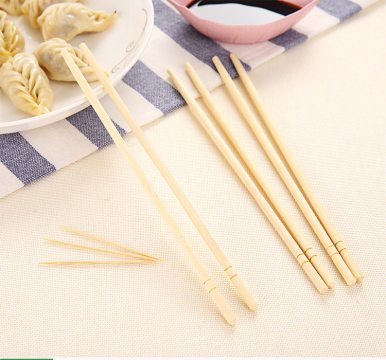 三种筷子万万不能用,银筷子吃饭的危害有什么