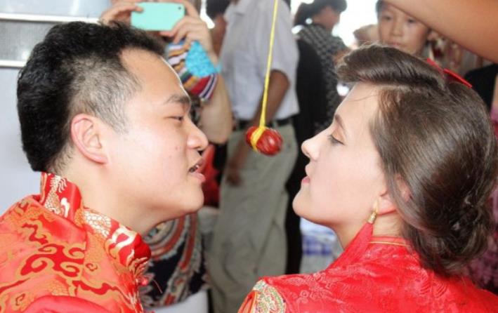 结婚的时候必须闹洞房吗，为什么结婚时候闹洞房的原因