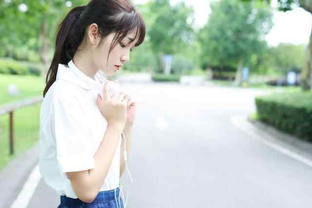 死要面子人的心理缺陷，死要面子活受罪人的心理性格