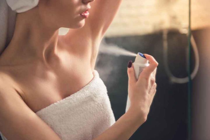 男女气味相投的表现，为啥女生不能闻到自己的体香
