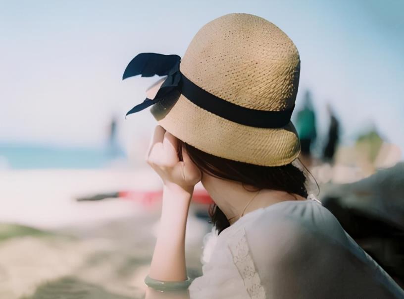 自卑男人爱你的表现,自卑男人在婚姻中的表现