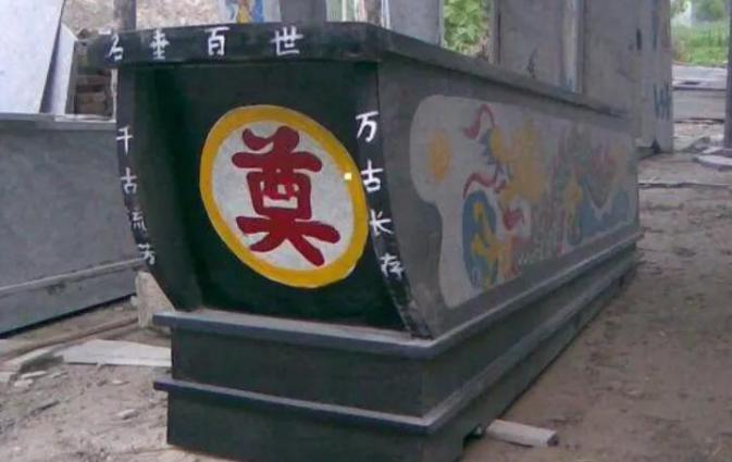 棺材为什么不能落地，为什么家属不能看盖棺