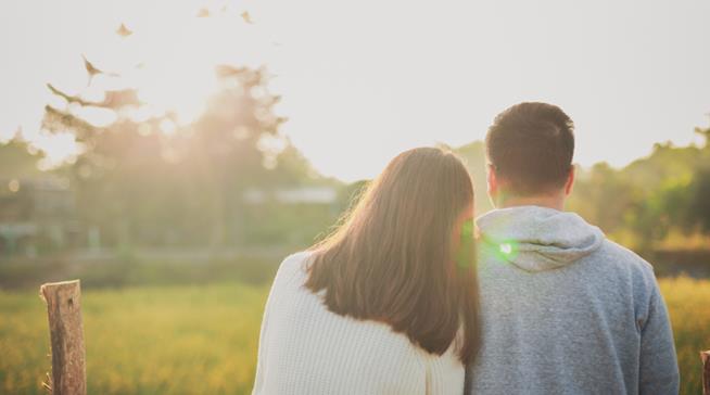 夫妻非常恩爱是什么感觉,男人为什么喜欢花式恩爱