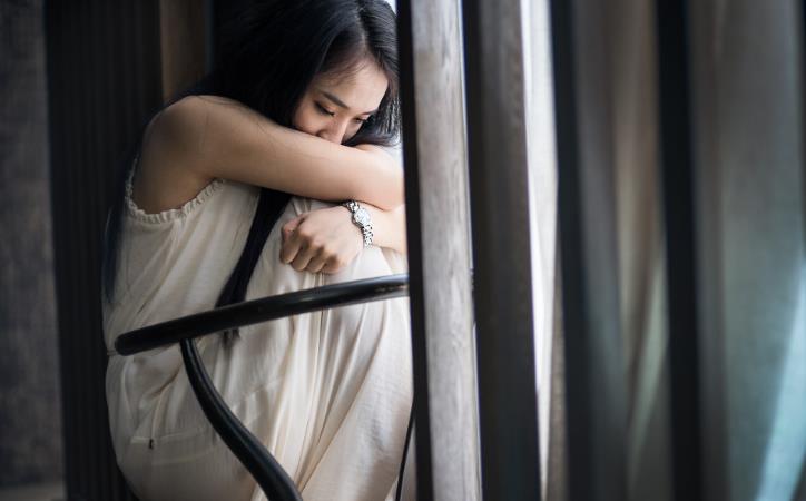 多愁善感的女人一般什么性格，多愁善感的女人都是什么心态