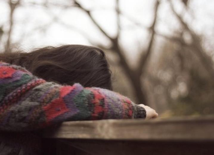 多愁善感的女人一般什么性格，多愁善感的女人都是什么心态