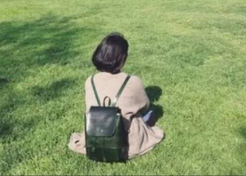 男人想念一个女人是什么滋味，太想念一个人对方会有心灵感应吗