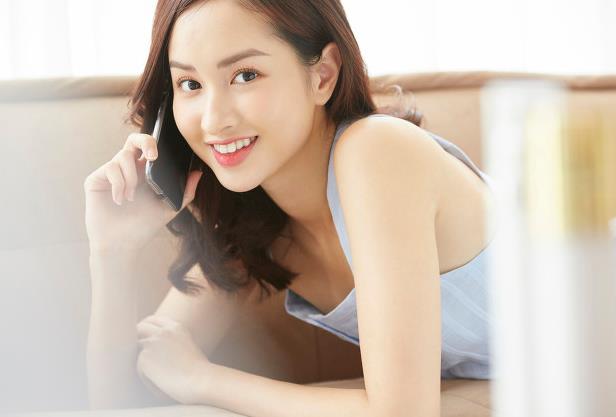 女生跟你接吻了算是默认关系了吗，男生真的会情不自禁的吻女生吗