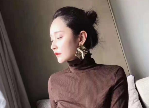 妩媚的女人长相特点，女人狐媚的表现有哪些