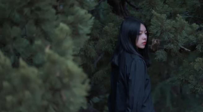 女人暗送秋波的表现，女生对你暗送秋波的表现