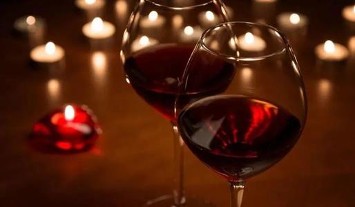 红酒正常人喝多少会醉，女人喝红酒的八大好处