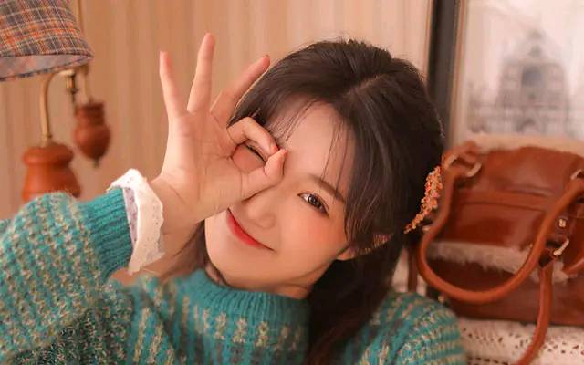 不发朋友圈的女生性格,不发朋友圈的女人为什么不能追