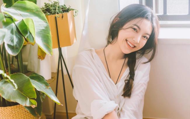 人格魅力超强的女生特征，女人怎么释放女性魅力