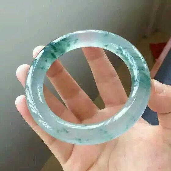 手镯为什么买大不买小，手镯圈口尺寸对照表