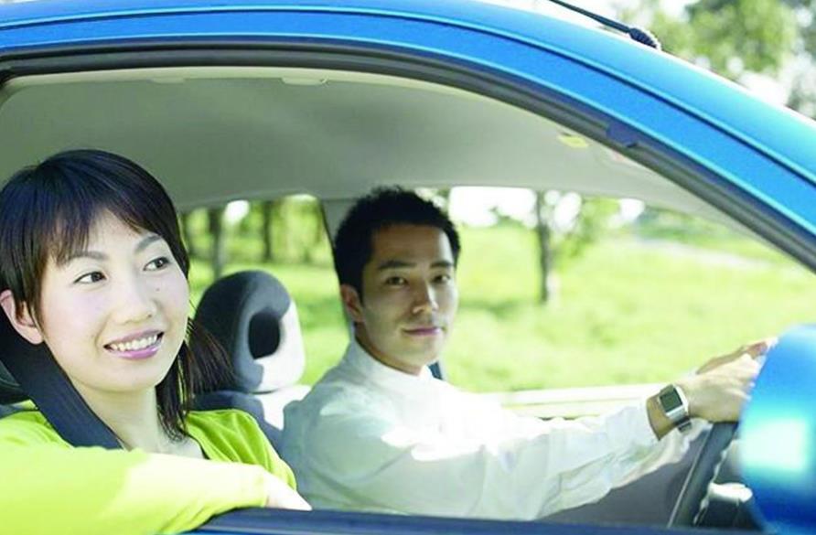 男人有车和无车在女人眼里的区别，女生眼中有车和没车的男人