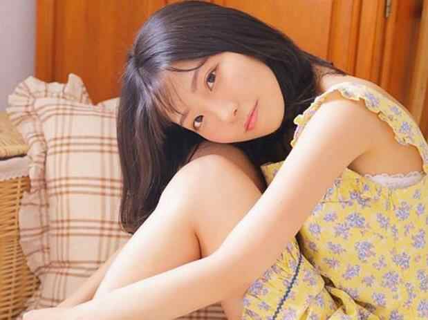 女生喜欢你10个暗示,女生喜欢男生最明显的表现