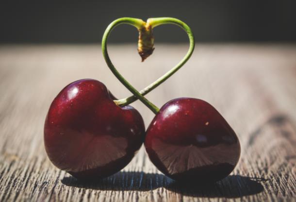 四句话让男人疯狂想你,学会这样说话让男人想你一整天