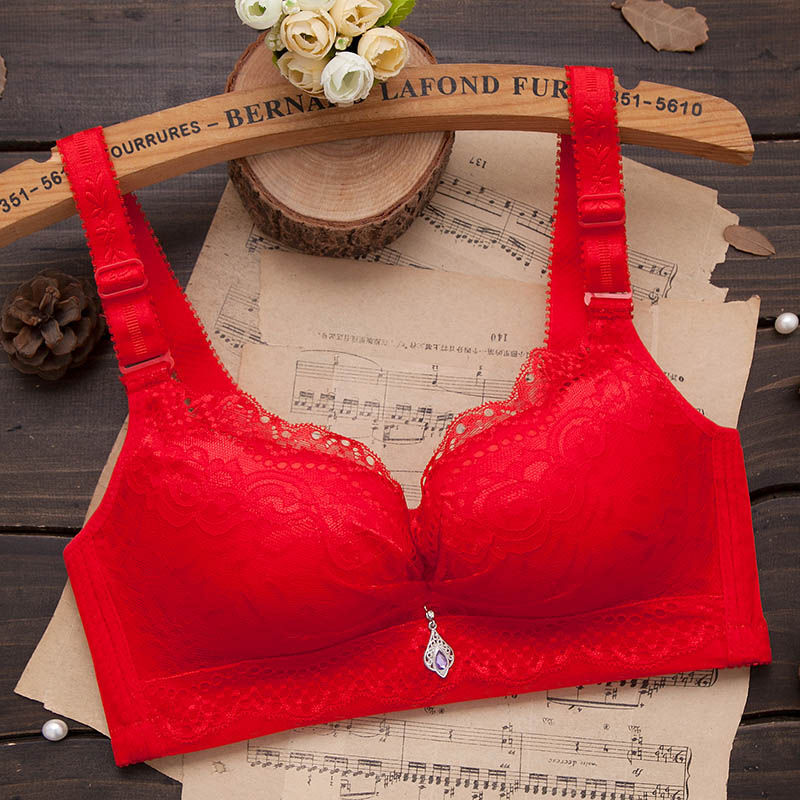 结婚一定要穿新胸罩吗,结婚是不是必须穿红色内衣