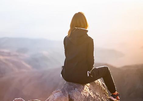 中年女人最大依靠是谁,中年最大的悲哀是什么