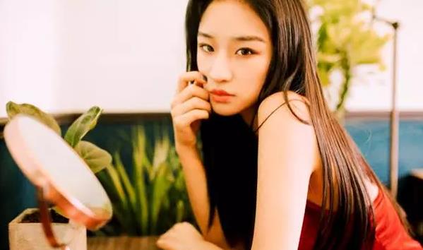 交际能力非常强的女人能要吗，交际能力强的女人什么性格
