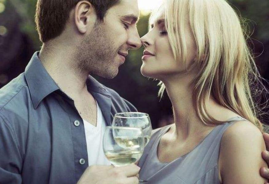 夫妻增加感情的最好的9个动作