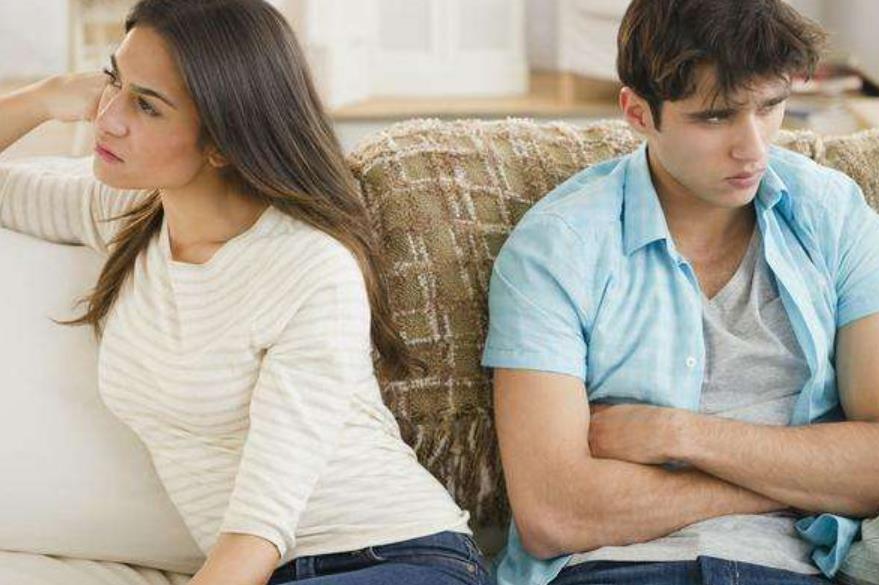 男朋友吃醋占有欲太强怎么办,为什么我老公总是喜欢和我对着干