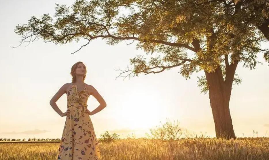 可以深交的好女人是哪种类型，让女人买单的男人值得深交吗